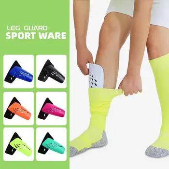 1 Pár futball sípcsontvédő Könnyen viselhető Erős párnázó edzőpálya tartozék EVA Sport Lábvédőt visel futáshoz