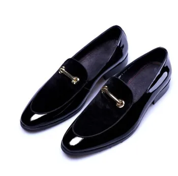 Bőr cipők Férfi luxus üzlet Oxford lélegző lakkbőr Hivatalos cipő Plus Size férfi iroda Esküvői lakások Férfi2023